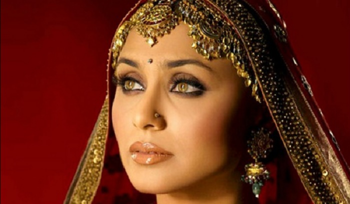 Photo Credit: http://www.designsnext.com/20-indian-bridal-jewelry-designs/